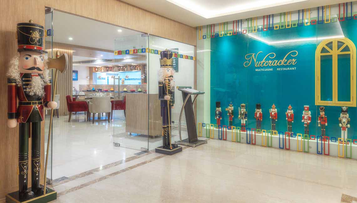 Crossway Days Hotel — Nutcracker restaurant